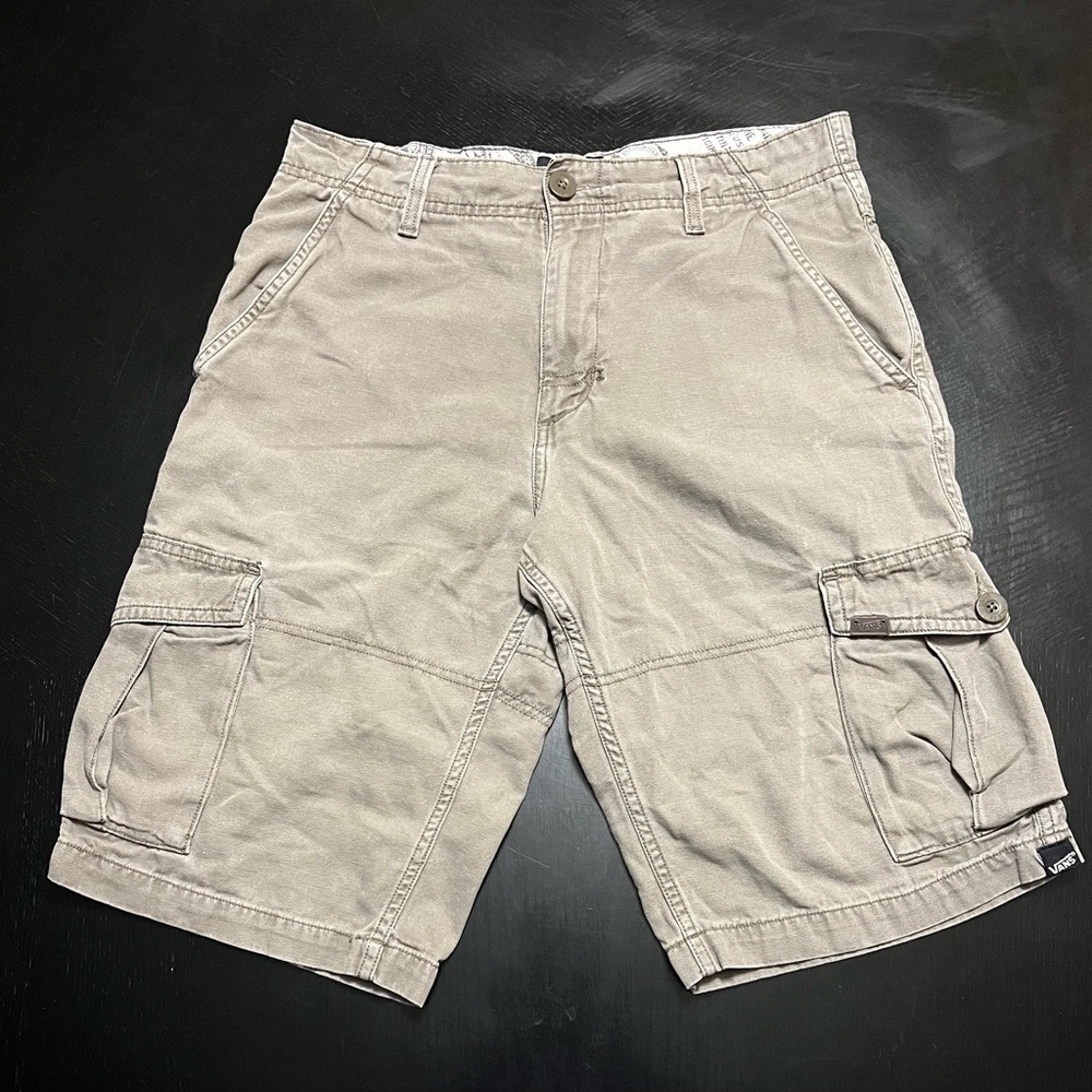 Men’s Vans Cargo shorts size 28